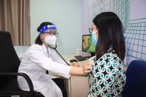 Tạo điều kiện cho y tế ngoài công lập tham gia khám, chữa bệnh Covid-19