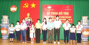 Nhiều hỗ trợ dành cho trẻ mồ côi do dịch Covid-19