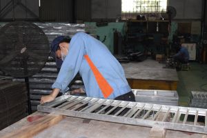 Sản xuất từng bước phục hồi