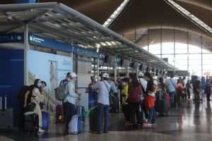 Trẻ em dưới 2 tuổi khi nhập cảnh vào Việt Nam không cần có xét nghiệm âm tính