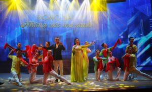 Diễn báo cáo Hội đồng nghệ thuật chương trình ca múa nhạc và cải lương