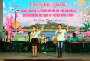 Giao lưu, biểu diễn nghệ thuật đờn ca tài tử tại H.Tân Phú