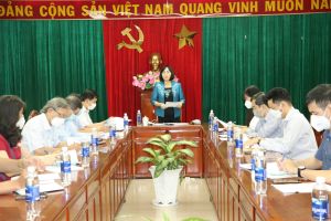 Thực hiện tôn vinh trí thức khoa học - công nghệ