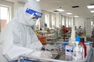 Cần giải pháp nâng cao thu nhập cho điều dưỡng