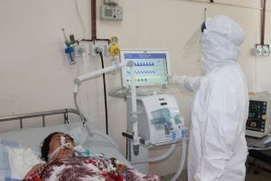 Thực hiện nghiêm Nghị định 98 về giá trang thiết bị y tế