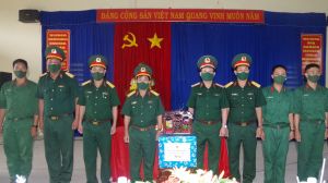 Trung tướng Trần Hoài Trung kiểm tra công tác huấn luyện chiến sĩ mới một số đơn vị ở Đồng Nai