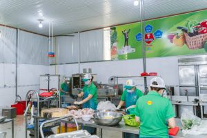 ​Khởi nghiệp ngành cung ứng suất ăn công nghiệp