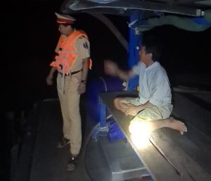 Chặn dòng cát lậu trên sông Đồng Nai