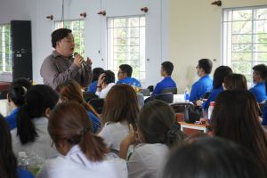 Hàng ngàn sinh viên được tư vấn sức khỏe, tình dục an toàn