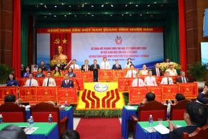 Thi đua tạo nên sức mạnh vượt khó