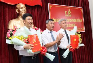 Đồng chí Viên Hồng Tiến giữ chức Chánh Văn phòng Tỉnh uỷ; đồng chí Lê Kim Bằng giữ chức Bí thư Huyện uỷ huyện Xuân Lộc