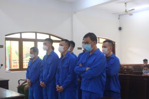 “Bán mình” cho ma túy