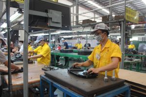 Doanh nghiệp khó hút lao động chất lượng cao