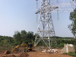 Gỡ vướng mặt bàng cho dự án điện cao thế
