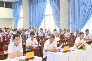 Xây dựng nguồn nhân lực để “cất cánh”