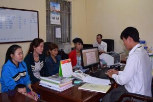 Tôn trọng pháp luật trong việc giao kết, chấm dứt hợp đồng lao động