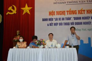 Tháo gỡ khó khăn cùng doanh nghiệp vận tải