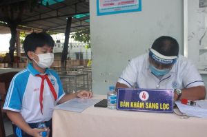 Bắt đầu tiêm vaccine mũi 3 cho trẻ từ 12-17 tuổi