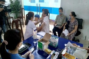 Khẩn trương tiêm hết hơn 600 ngàn liều vaccine trước ngày 25-6