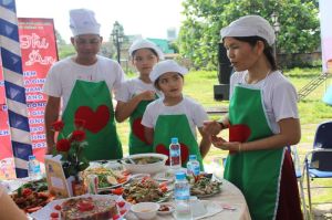 Bữa cơm gia đình, gắn kết yêu thương