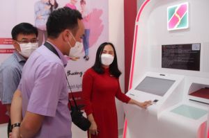 Tỷ lệ giao dịch, thanh toán không dùng tiền mặt tăng cao