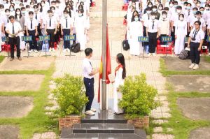 Học sinh Đồng Nai lưu luyến tuổi học trò