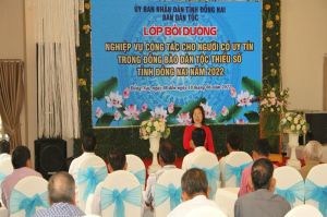 Tập huấn 5 chuyên đề về công tác dân tộc cho người có uy tín