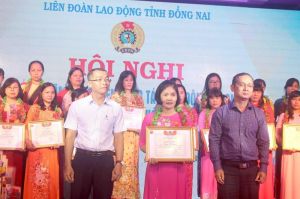 Vượt khó vun vén hạnh phúc gia đình