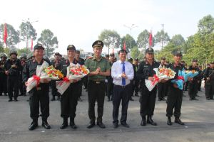 Công bố Quyết định thành lập Trung Đoàn Cảnh sát cơ động dự bị chiến đấu