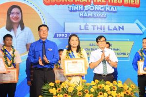 Bác sĩ của bệnh nhân tâm thần