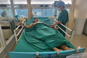 Bệnh nhân bị thủng tim, thủng phổi nguy hiểm được cứu sống