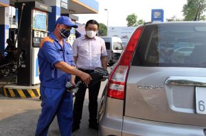 Giá xăng dầu giảm trong đợt điều chỉnh đầu tháng 7-2022