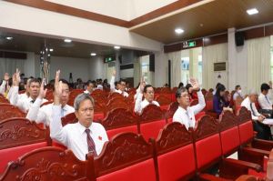 Người có công với cách mạng được miễn lệ phí đăng ký cư trú