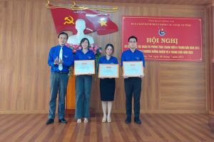 Xây dựng tổ chức Đoàn vững mạnh