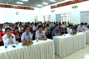 Trung tâm chính trị cấp huyện: Cần thêm sự hỗ trợ