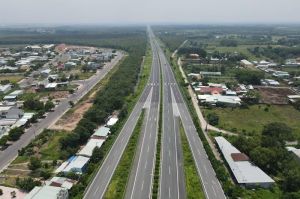 Tăng tốc triển khai các dự án thành phần cao tốc Dầu Giây - Liên Khương