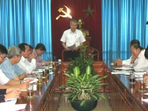 농업협동조합: 많은어려움에 직면하고있다.