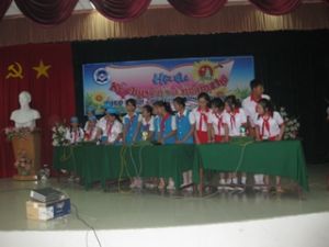 2010년여름도서대로 암송경연대회 와 이야기경연대회:쑤언록현은 단체종합금상을 수상한다