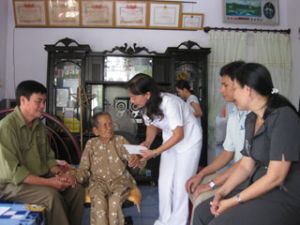 빙구현:인도적인운동으로부터 140억동 모금해