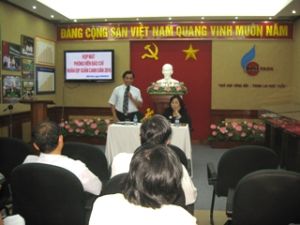 동나이식품공업총공사가 연말기자회견을 열었다