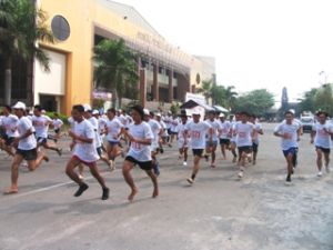 2010년에 제II 회 동나이성Bao Viet(보 비엑)컵-  동나이허들경기개막