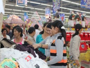 テトにきっかけに、Big Cスーパーでは販売プロモーションを行い