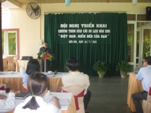 2010年の観光刺激プログラムを展開する会議：ベトナムがみんなの来る所だ。