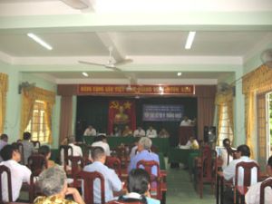 통느엇(Thong Nhat ) 동의 유권자들과  만남