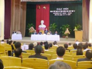 ドンナイ（Dong Nai）弁護士会:5年間にわたり、貧しい人に法理論を援助してあげる。