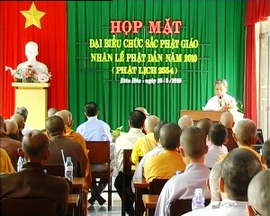 ビエンホア（Bien Hoa）市は「ヴェーサーカ祭・釈尊祝祭日2010・仏歴2554」会合を行った。