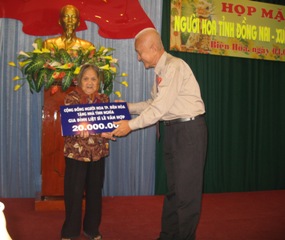 ドンナイは中国人に対するの政策を良くした