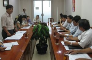 ドンナイ（Dong Nai）省人民評議会の文化・社会部は子供の遊び場を検査する。