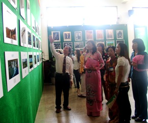 ２０１０年第18回東南部写真展。