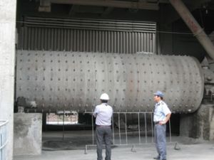 ドンナイ建設資材株式会社における労働安全衛生、爆発・火災防止の状況を検査